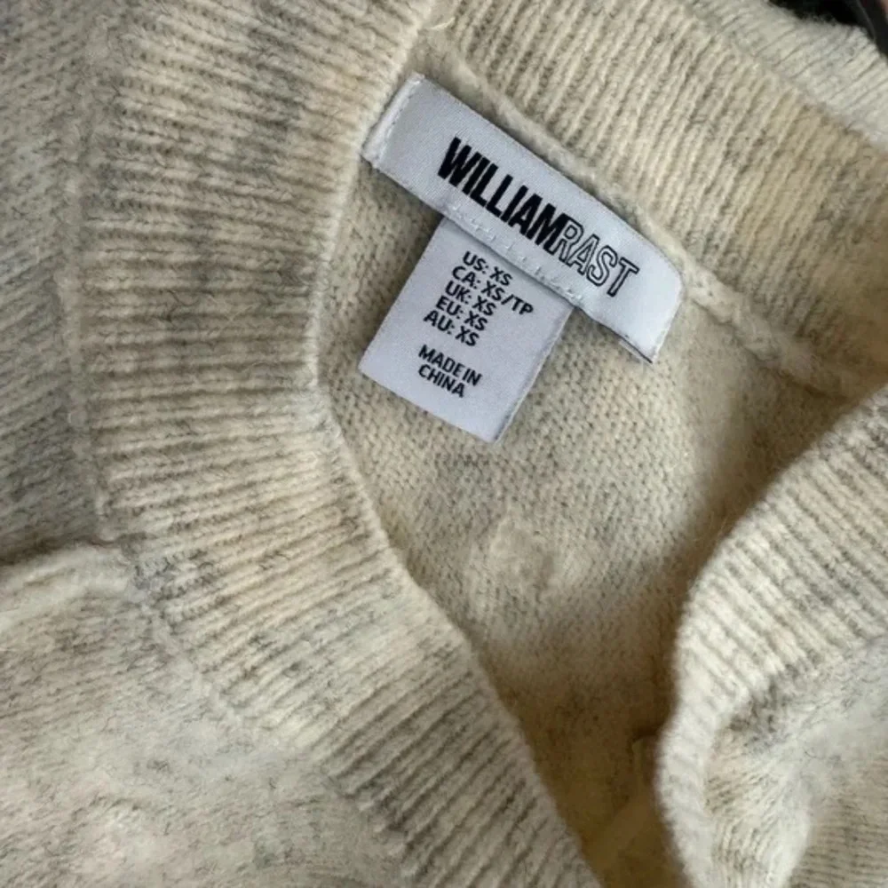 WILLIAM RAST Oatmeal Grey Back V Neck Sweater Polka Dot Alpaca Womens XS - Picture 3 of 7